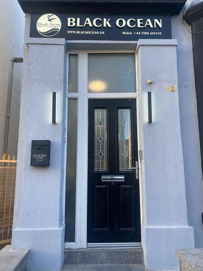 Black Ocean Holiday Apartments Blackpool Exterior photo